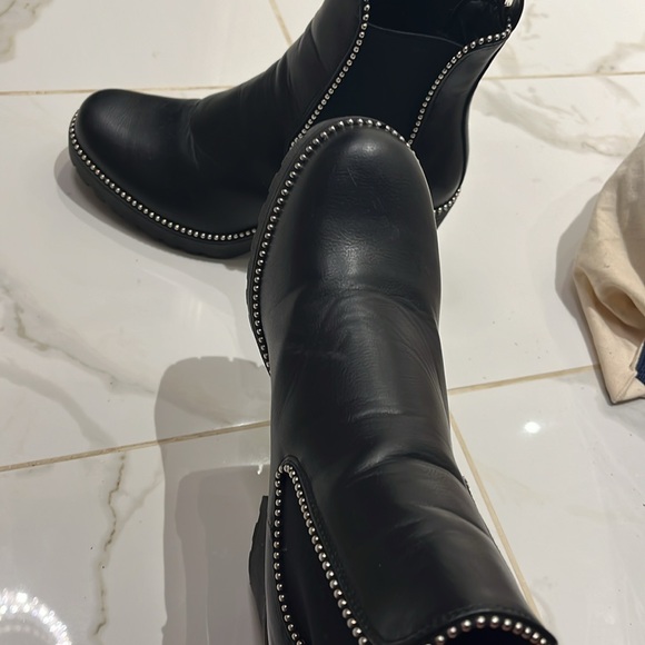 Heeled boots - Picture 4 of 4